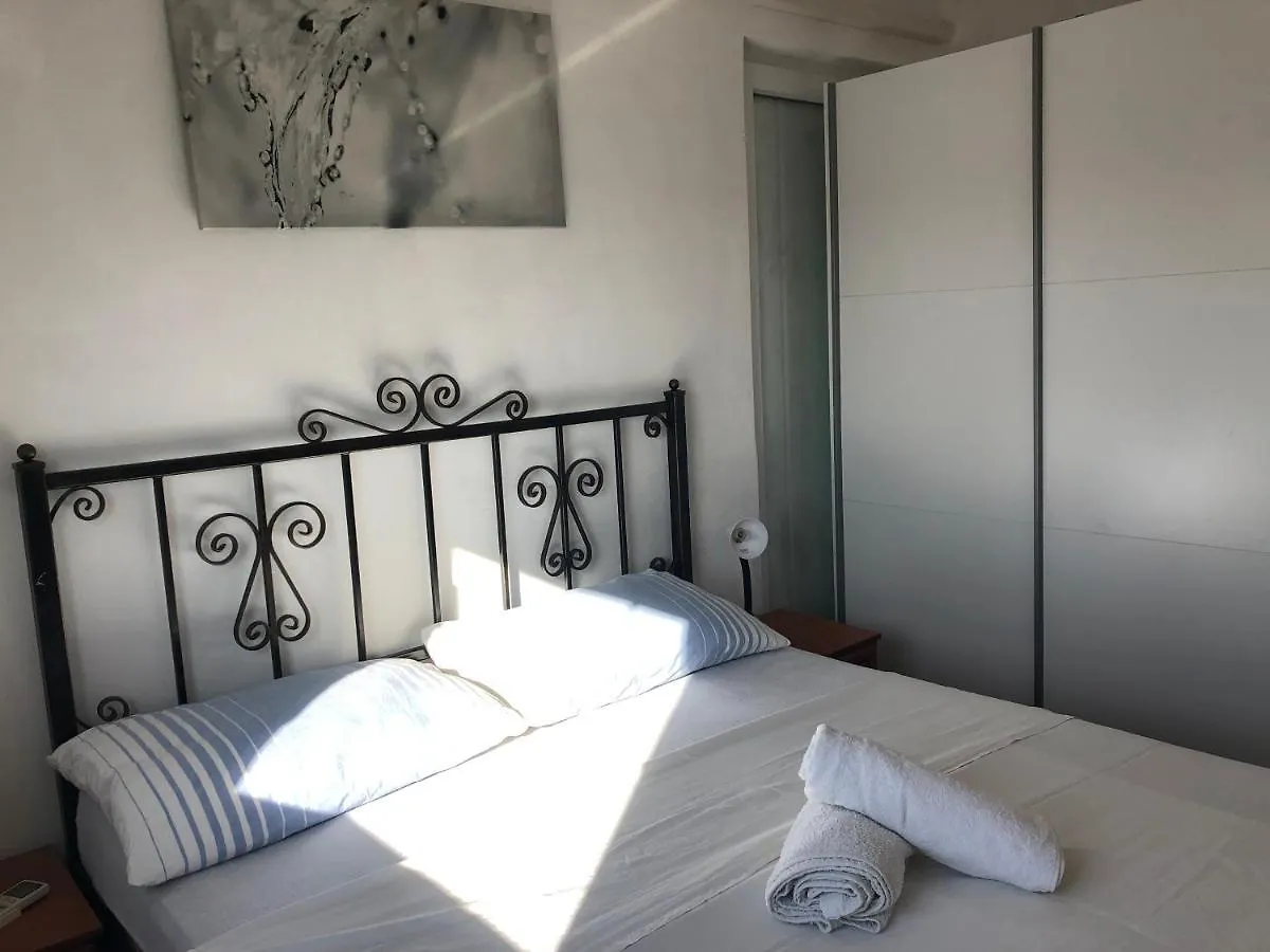 Apartment Zoran Posesi Medulin Croatia