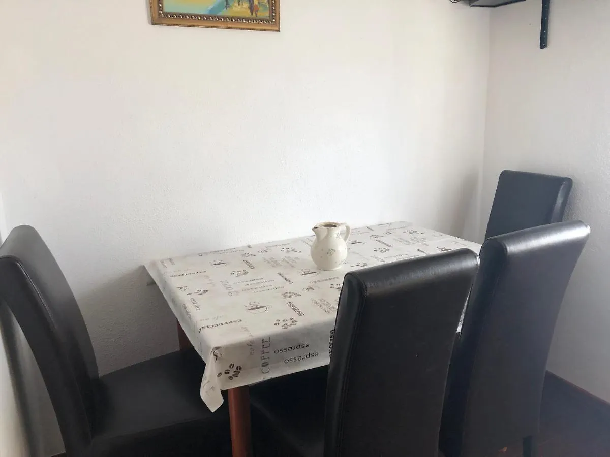 Apartment Zoran Pošesi Medulin